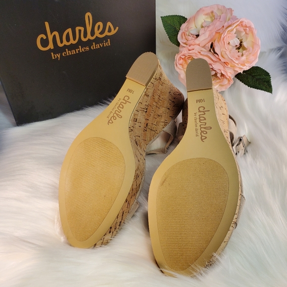 CHARLES DAVID NUDE LINDY PLATFORM SANDALS SZ10 NIB - Picture 5 of 8